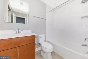 8074 Flatbush St, Rockville, MD 20855 - Photo 40