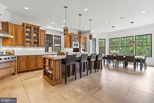 10021 Counselman Rd, Potomac, MD 20854 - Photo 16