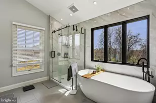 20233 Sweet Meadow Ln, Gaithersburg, MD 20882 - Photo 54