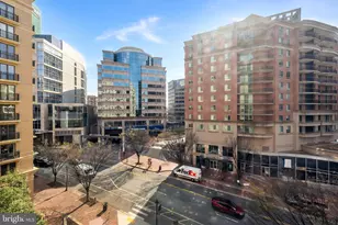 7710 Woodmont Ave, Bethesda, MD 20814 - Photo 34