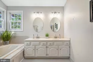 4809 Sweetbirch Dr, Rockville, MD 20853 - Photo 42