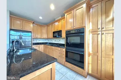 11837 Regents Park Drive, Germantown, MD 20876 - Photo 14