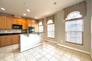 11837 Regents Park Dr, Germantown, MD 20876 - Photo 12