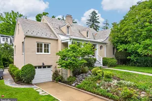 115 Grafton St, Chevy Chase, MD 20815 - Photo 2