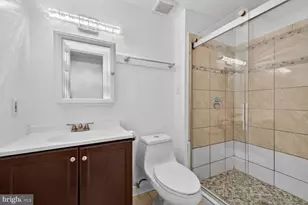 20536 Staffordshire Dr, Germantown, MD 20874 - Photo 18