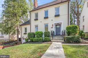 4214 Oakridge Ln, Chevy Chase, MD 20815 - Photo 2