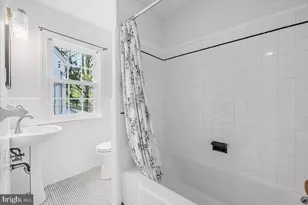 4214 Oakridge Ln, Chevy Chase, MD 20815 - Photo 22