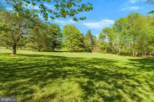 7913 Briarheath Ct, Gaithersburg, MD 20882 - Photo 6