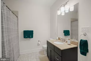 7506 Persimmon Tree Ln, Bethesda, MD 20817 - Photo 40