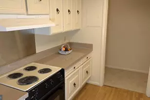 3378 Chiswick Ct, Silver Spring, MD 20906 - Photo 4