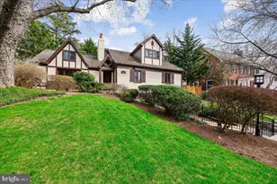 5735 Bradley Blvd, Bethesda, MD 20814 - Photo 2