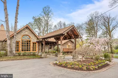 10204 Bentcross Drive, Potomac, MD 20854 - Photo 1