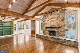 10204 Bentcross Dr, Potomac, MD 20854 - Photo 6