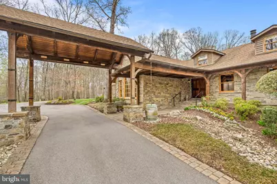 10204 Bentcross Drive, Potomac, MD 20854 - Photo 2