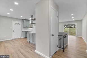 24320 Log House Rd, Gaithersburg, MD 20882 - Photo 16