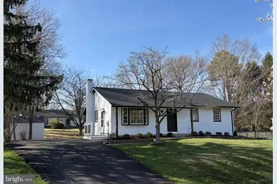 24320 Log House Road, Gaithersburg, MD 20882 - Photo 2