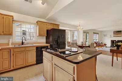 8901 Ellsworth Court, Silver Spring, MD 20910 - Photo 20
