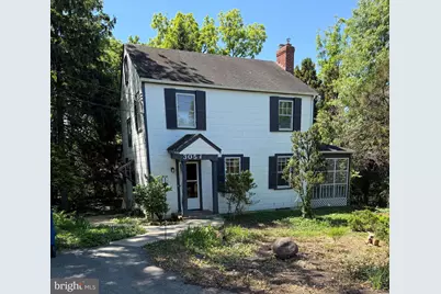 305 W Diamond Avenue, Gaithersburg, MD 20877 - Photo 2