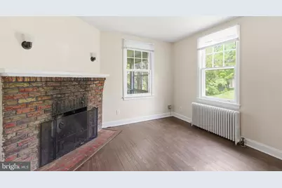 305 W Diamond Avenue, Gaithersburg, MD 20877 - Photo 6