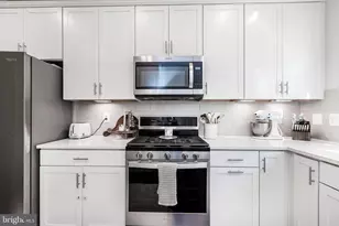 565 Shorthorn Way, Rockville, MD 20850 - Photo 10