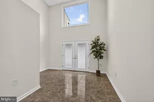10600 Vantage Ct, Potomac, MD 20854 - Photo 4