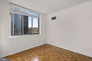 4801 Fairmont Ave, Bethesda, MD 20814 - Photo 22