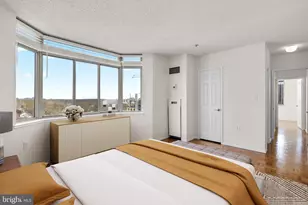 4801 Fairmont Ave, Bethesda, MD 20814 - Photo 8