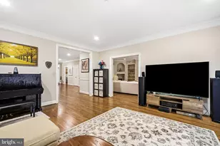 7809 Hidden Meadow Terrace, Potomac, MD 20854 - Photo 18