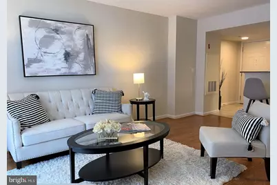 11710 Old Georgetown Road #628, Rockville, MD 20852 - Photo 4