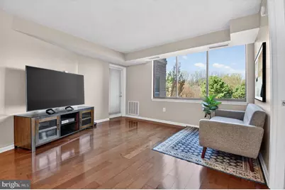 10101 Grosvenor Place #701, Rockville, MD 20852 - Photo 6