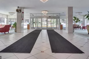 10201 Grosvenor Pl, North Bethesda, MD 20852 - Photo 20