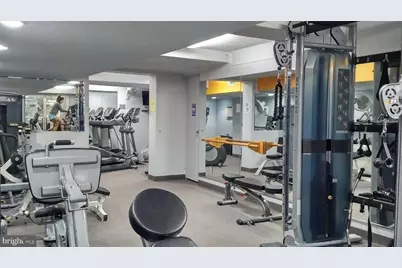 10201 Grosvenor Place #1016, North Bethesda, MD 20852 - Photo 32