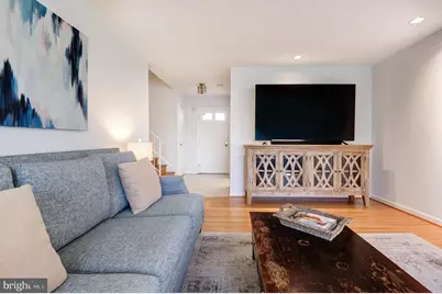 8805 Honeybee Lane, Bethesda, MD 20817 - Photo 18