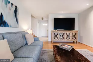 8805 Honeybee Ln, Bethesda, MD 20817 - Photo 18