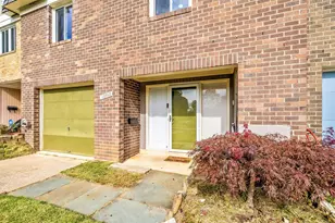 10513 Cambridge Ct, Montgomery Village, MD 20886 - Photo 4