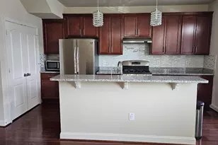 11875 Snowden Farm Pkwy, Clarksburg, MD 20871 - Photo 4