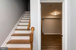 13608 Deerwater Dr, Germantown, MD 20874 - Photo 2