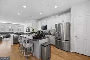 14311 Summit View Ln, Rockville, MD 20850 - Photo 10