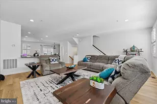 14311 Summit View Ln, Rockville, MD 20850 - Photo 8