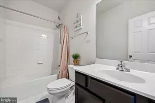 14311 Summit View Ln, Rockville, MD 20850 - Photo 24