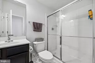 14311 Summit View Ln, Rockville, MD 20850 - Photo 24