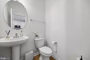 14311 Summit View Ln, Rockville, MD 20850 - Photo 16