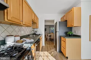 780 Princeton Pl, Rockville, MD 20850 - Photo 6