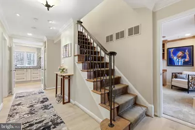 10300 Crown Point Court, Potomac, MD 20854 - Photo 6