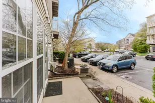 335 Fallsgrove Dr, Rockville, MD 20850 - Photo 38