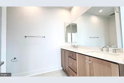 2106 Henson Norris St, Rockville, MD 20850 - Photo 14