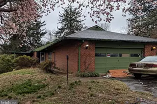 523 Copley Ln, Silver Spring, MD 20904 - Photo 2