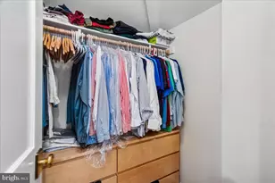 7910 Kentbury Dr, Bethesda, MD 20814 - Photo 36