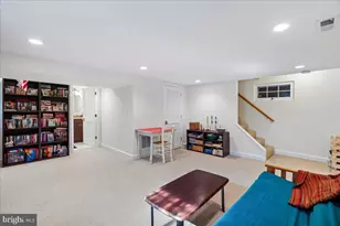 7910 Kentbury Dr, Bethesda, MD 20814 - Photo 50