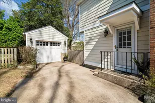 7910 Kentbury Dr, Bethesda, MD 20814 - Photo 56